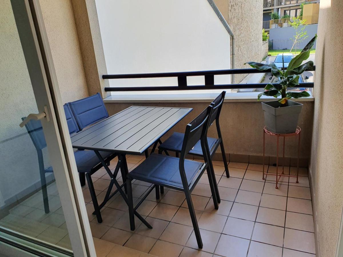Magnifique Appartement Avec Garage Prive Et Terrasse Reims Luaran gambar